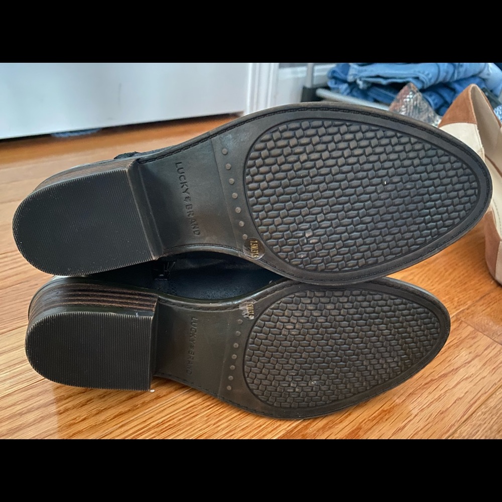 Never worn - Picture 2 of 2